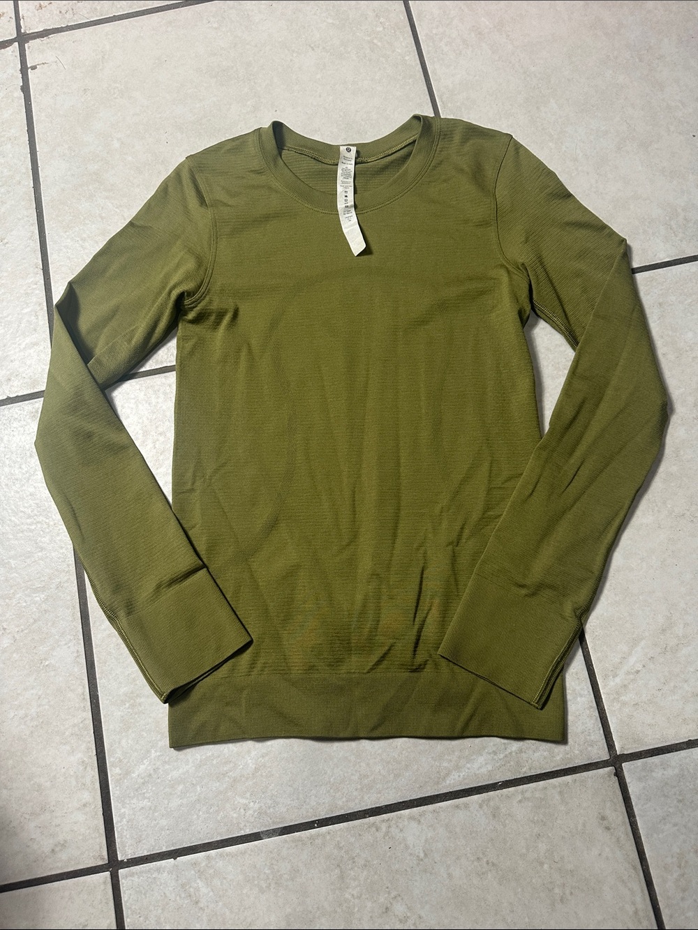 Lululemon Swiftly Tech Long Sleeve